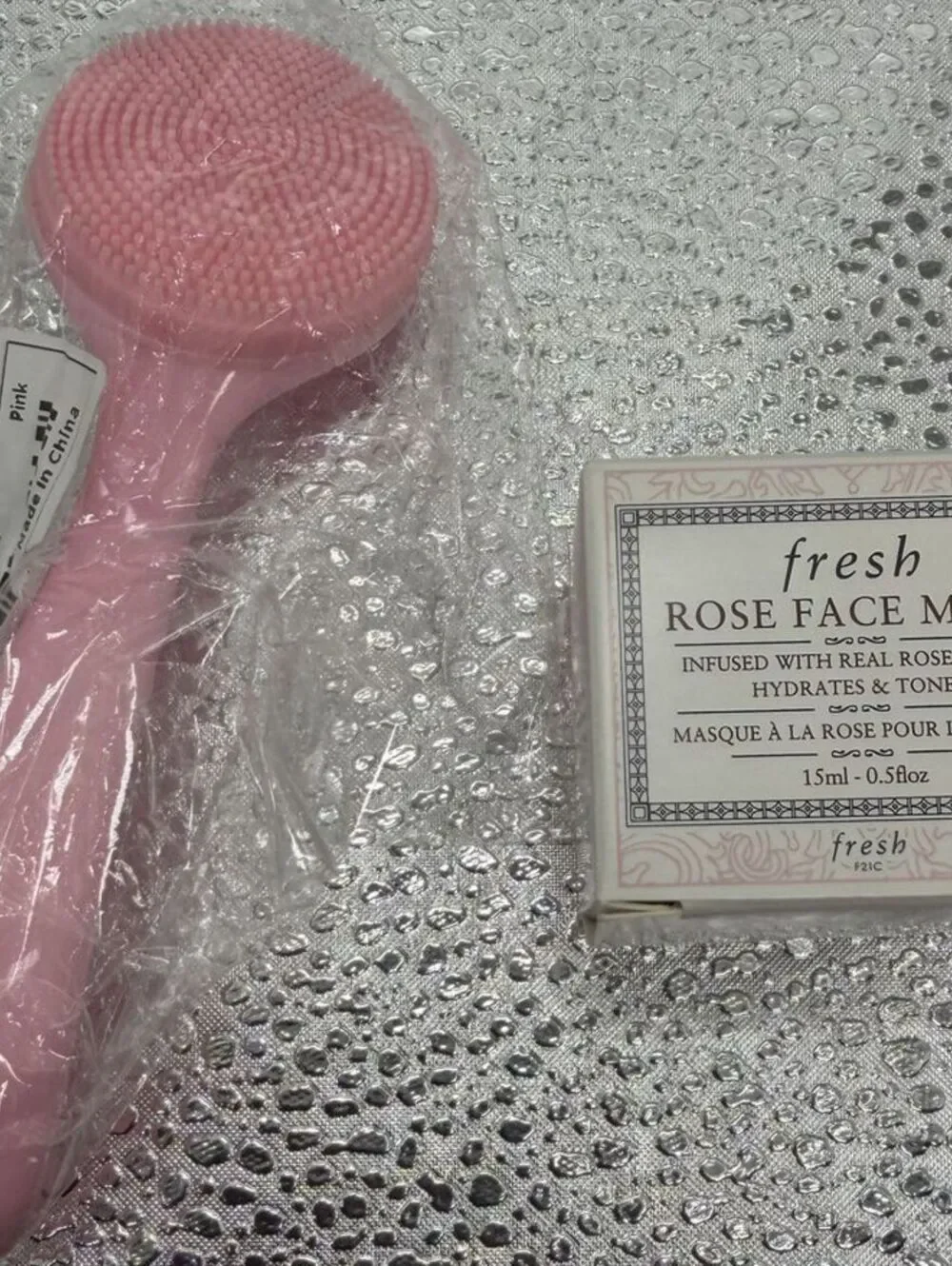 Fresh Rose Face Mask 15ml Hydrates & Tones with Real Rose Petals
